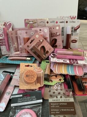 Beauty Intuition Makeup Lot